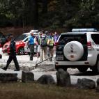 Vista del aparcamiento donde ha sido encontrado el coche de la exesquiadora olímpica Blanca Fernández Ochoa. EFE/Mariscal