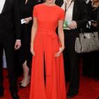 Zu den Golden Globes 2014 trug Emma Watson rot.