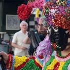 En Viana do Bolo, un pueblo de Ourense, el carnaval está tan arraigado que empieza cuando acaba el día de Reyes. El día más importante es el Domingo Gordo, que es el día del gran desfile con todos los personajes Os Boteiros, A Mula, Os Fuli...