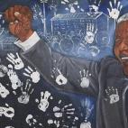 Además de esculturas, Sudáfrica está llena de murales de Nelson Mandela.