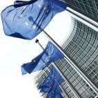 Banderas a media asta en la Comisión Europea 