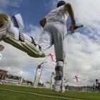 El capitán de cricket Alastair Cook esnel entrenamiento antes del cuarto partido del Ashes contra Australia en el Riverside en Chester-le-Street, cerca de Durham, 09 de agosto