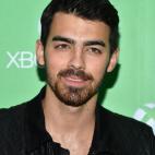 En un artículo en Vulture, el canante Joe Jonas dijo que perdió su virginidad a los 20. "Perdí mi virginidad a los 20. Hice otras cosas antes, pero fue a los 20 cuando fui sexualmente activo", explicó Jonas. Y añadió: "Estoy contento de ...
