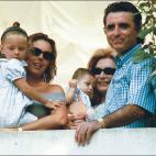 Rocío Carrasco en 1999 junto a sus hijos Rocío y David, su madre Rocío Jurado y José Ortega Cano.