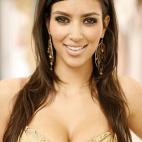 Kim Kardashian era la &uacute;nica cara conocida cuando empez&oacute; el reality. Amiga de Paris Hilton, su fama explosion&oacute; cuando se public&oacute; en internet un v&iacute;deo porno casero filtrado por su pareja de entonces, el rape...