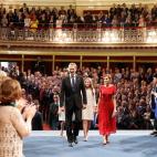 La familia real llegando a los Premios Princesa de Asturias
