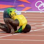 El gran corredor jamaiquino Usain Bolt come un kilo de papas al día, ya sea en puré, sopa, al vapor o asadas, además de muchas verduras y frutas.