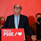 Gabilondo lamenta no haber sido capaz de convencer con "propuestas sosegadas". El PSOE ha quedado por debajo de M&aacute;s Madrid con 24 esca&ntilde;os.