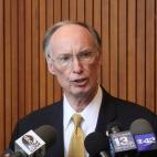 "I endorsed Governor John Kasich for President, because I felt like he was the most qualified and the best person to lead our nation. I certainly won't vote for Hillary Clinton, but I cannot and will not vote for Donald Trump," Bentley said in&n...