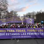 Cabecera de la manifestaci&oacute;n principal en Madrid, con el lema "Derechos para todas, todos los d&iacute;as"