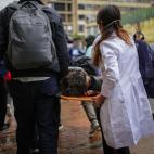 Una persona herida en las protestas de Bogotá