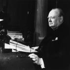 8 de mayo de 1945: El primer ministro de Gran Bretaña, Winston Churchill (1874 - 1965). (Photo by Keystone/Getty Images)