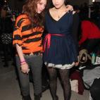 Junto a la también 'it girl' Cory Kennedy en el desfile de Jeremy Scott de la Semana de la Moda de Nueva York, en febrero de 2010.