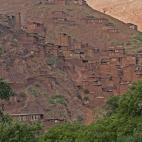 “Megdaz es una aldea enclavada en uno de los valles más espectaculares y recónditos del Alto Atlas marroquí, el valle de Tassaut. La primera vez que llegué aquí, buscando nuevos lugares para el proyecto Kasbah Itran, me dio la impresión ...