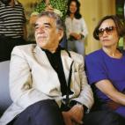 Gabriel García Márquez y Pilar Miró en el Círculo de Bellas Artes de Madrid.