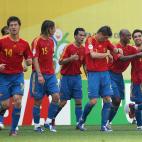 2006: David Villa celebra un gol con el equipo en el Mundial.