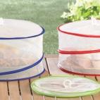 Estas tapas mantienen los alimentos a salvo de los insectos. Lo mejor es que se pliegan en forma de disco y prácticamente no ocupan espacio en tu bolsa.