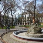 Odesa es rica en cafés, plazas y pequeñas fuentes