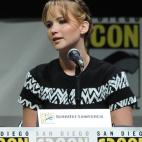 Jennifer Lawrence ha irrumpido en el estrellado de forma sonora: consiguió una nominación al oscar con su primer papel protagonista, Winter's Bone, y ahora es la protagonista de la nueva saga de exito, Los Juegos del Hambre, además de co-prot...