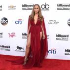 La cantante estadounidense acudió a la gala 2014 Billboard Music Awards con un vestido de Donna Karan.