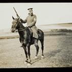 El sargento James Scott, fotografiado en Seaford, Sussex Oriental, en algún momento entre julio y octubre de 1915.