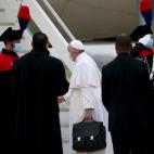 El papa Francisco viajando a Irak.