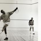 El rey también ha practicado un deporte parecido al tenis: el squash.