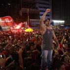 La Avenida Paulista de Sao Paulo se llenó de ciudadanos que festejaron la victoria de Lula.