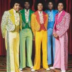 Michael Jackson (en el centro) y los 'Jackson 5' posan para un retrato de grupo en Jamaica.