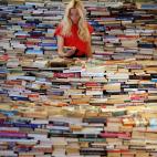En tiendas de libros digitales como Amazon puedes encontrar gran cantidad de ejemplares clásicos o de nuevos autores por entre cero y dos euros.