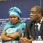 Denis Mukwege es un ginecólogo congoleño que ha tratado a miles de mujeres víctimas de violaciones y abusos sexuales, una de las herramientas de terror más utilizadas en la guerra de la República Democrática del Congo. Es un eterno candida...
