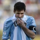 Argentina's Lionel Messi gestures during the Brazil 2014 FIFA World Cup South American qualifier football match against Bolivia, at the Hernando Siles stadium in La Paz, on March 26, 2013. AFP PHOTO / JUAN MABROMATA (Photo credit should...