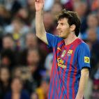 Barcelona's Argentinian forward Lionel Messi gestures during the Spanish league football match FC Barcelona vs Malaga CF on May 2, 2012 at the Camp Nou stadium in Barcelona. AFP PHOTO/LLUIS GENE (Photo credit should read LLUIS GENE/AFP/Ge...