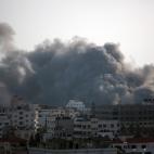 Efecto de los bombardeos sobre Gaza capital.