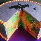 "Esta tarta no es difícil pero sí que nos llevará tiempo hacerla, merece la pena para impresionar a nuestros invitados en esa noche tan especial", escribe su autor. Consulta la receta completa en Cookpad.