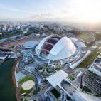 Singapore SportsHub / DPArchitects (Singapur): "En junio de 2014 Singapur celebró la apertura del primer recinto que integra deportes, ocio, cultura y estilo de vida asiático: el Singapore Sport Hub. Situado en una impresionante zona de costa ...