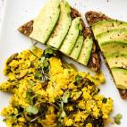 Who says vegans can't enjoy a scrambled "egg?" This tofu variety is paired with baby bella mushrooms and baby spinach. Get the recipe from Blissful Basil here.