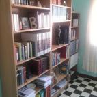 @inmafopi 
"@reyes_cadiz #mibiblioteca tengo unos 50, ordenados en españoles, extranjeros, en latín, manuales pic.twitter.com/jif6azWs"tb es mi biblioteca