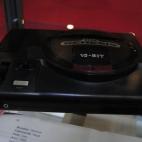 En EEUU se lanzó como la Sega Génesis, pero fuera es conocida como la Mega Drive. Fue la sucesora de la Master System, aunque ambas, y sus segundas versiones, convivieron en el tiempo, sobre todo en Europa. "Llega la era de los 16 bits. En el ...