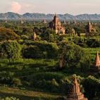Hay gente que dice que el amanecer más bonito del mundo es el que se puede ver en Bagan. Sea verdad o no, merece la pena ir a comprobarlo porque, además, Bagan tiene monumentos realmente espectaculares. Ver más fotos aquí.