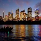 El skyline de la capital australiana es uno de los más impresionantes del mundo, y es que varía muchísimo dependiendo desde dónde se observe. Una vista desde la Sydney Tower será absolutamente diferente a la vista desde un ferry en la bahí...