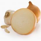 El ajo y la cebolla  cuentan con metil-sulfonil-metano que tiene cualidades antiinflamatorias.