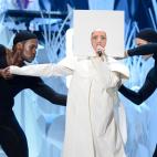 NEW YORK, NY - AUGUST 25: Lady Gaga performs during the 2013 MTV Video Music Awards at the Barclays Center on August 25, 2013 in the Brooklyn borough of New York City. (Photo by Kevin Mazur/WireImage for MTV)