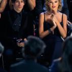 NEW YORK, NY - AUGUST 25: Actor Reeve Carney and Taylor Swift attend the 2013 MTV Video Music Awards at the Barclays Center on August 25, 2013 in the Brooklyn borough of New York City. (Photo by Jemal Countess/FilmMagic)