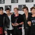 Liam Payne (L), Zayn Malik (2nd L), Niall Horan (C), Harry Styles (2nd R) and Louis Tomlinson (R) of One Direction at the MTV Video Music Awards August 25, 2013 at the Barclays Center in New York. AFP PHOTO/Stan HONDA (Photo credit should...