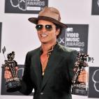 NEW YORK, NY - AUGUST 25: Bruno Mars attends the 2013 MTV Video Music Awards at the Barclays Center on August 25, 2013 in the Brooklyn borough of New York City. (Photo by Stephen Lovekin/FilmMagic)