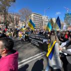Cabecera de la manifestación contra la guerra de Ucrania.