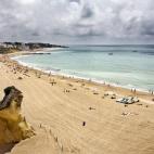 Si no conoces aún este rincón, anótalo ahora mismo en tu lista de destinos pendientes por visitar. Las playas del Algarve combinan a la perfección el color de las aguas con las increíbles formaciones rocosas. Este conjunto iluminado por el...