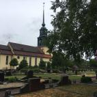 La iglesia y el cementerio de &Auml;lmhult.