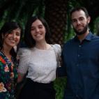 Marina Velasco, Luc&iacute;a Manch&oacute;n y Daniel Templeman, traductores de 'El HuffPost'